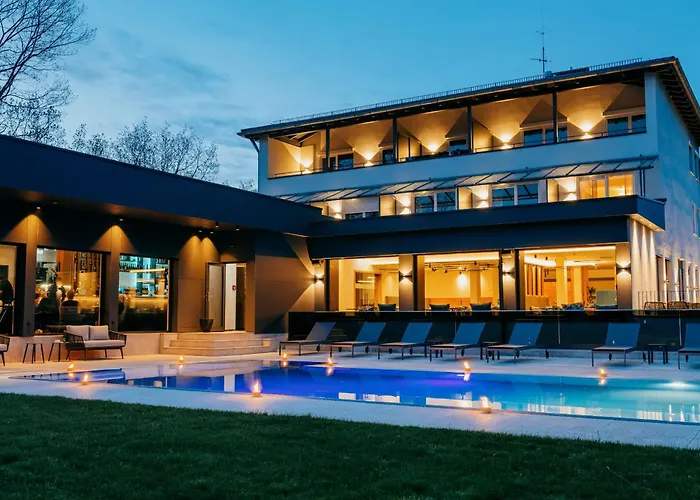 Hotel Aqua Blu 3*